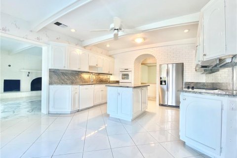Villa ou maison à vendre à Fort Lauderdale, Floride: 4 chambres, 453.18 m2 № 2147135 - photo 11
