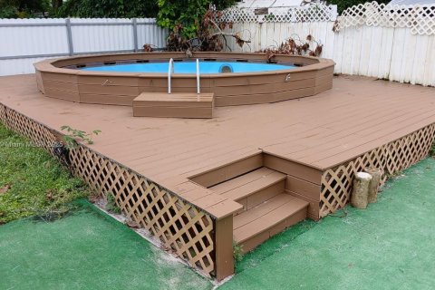 Casa en venta en Miami, Florida, 2 dormitorios, 62.43 m2 № 1880362 - foto 14