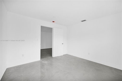 Villa ou maison à vendre à Pompano Beach, Floride: 3 chambres, 114.46 m2 № 1777708 - photo 26