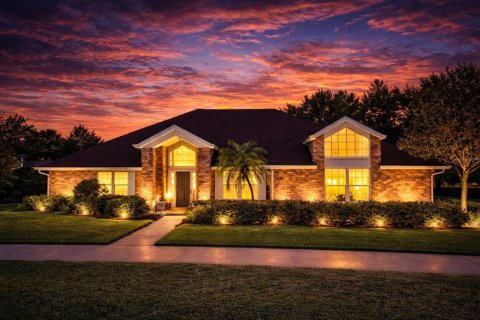 Villa ou maison à Clermont, Floride 3 chambres, 193.42 m2 № 2093073