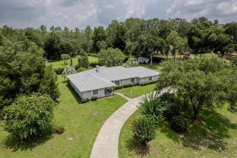 House in Dunnellon, Florida 2 bedrooms, 168.71 sq.m. № 2220993 - photo 4
