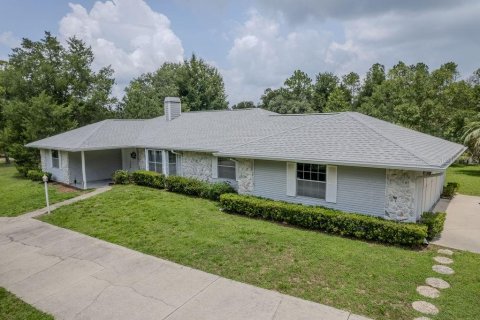 House in Dunnellon, Florida 2 bedrooms, 168.71 sq.m. № 2220993 - photo 2