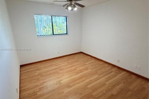 Condominio en venta en Deerfield Beach, Florida, 2 dormitorios, 82.4 m2 № 2089389 - foto 9