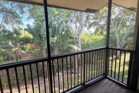 Condominio en venta en Deerfield Beach, Florida, 2 dormitorios, 82.4 m2 № 2089389 - foto 17