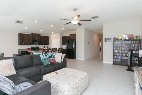 House in Riverview, Florida 4 bedrooms, 179.77 sq.m. № 2098228 - photo 6