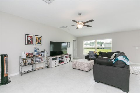 House in Riverview, Florida 4 bedrooms, 179.77 sq.m. № 2098228 - photo 5