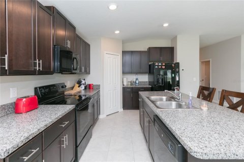 House in Riverview, Florida 4 bedrooms, 179.77 sq.m. № 2098228 - photo 11