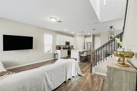 House in Winter Garden, Florida 3 bedrooms, 182.46 sq.m. № 2107444 - photo 4