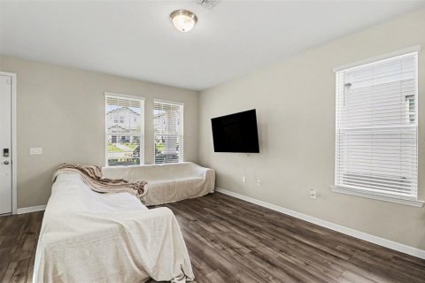 House in Winter Garden, Florida 3 bedrooms, 182.46 sq.m. № 2107444 - photo 6
