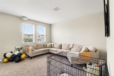 House in Winter Garden, Florida 3 bedrooms, 182.46 sq.m. № 2107444 - photo 5