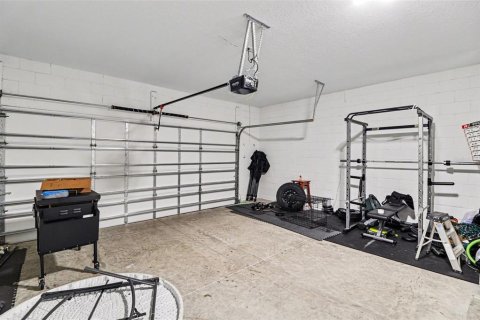 House in Winter Garden, Florida 3 bedrooms, 182.46 sq.m. № 2107444 - photo 24