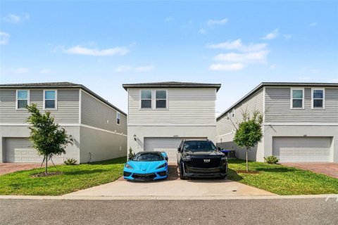 House in Winter Garden, Florida 3 bedrooms, 182.46 sq.m. № 2107444 - photo 28