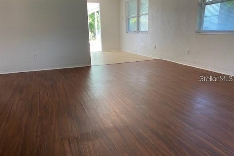 Casa en alquiler en Saint Petersburg, Florida, 2 dormitorios, 86.21 m2 № 1898455 - foto 9