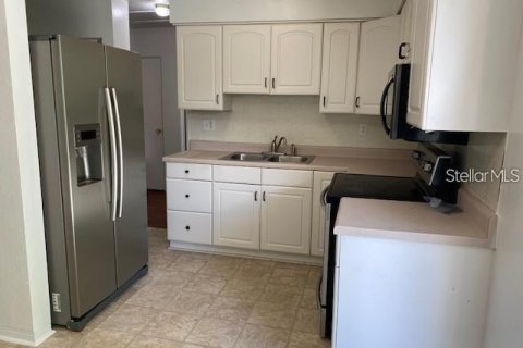 Casa en alquiler en Saint Petersburg, Florida, 2 dormitorios, 86.21 m2 № 1898455 - foto 6