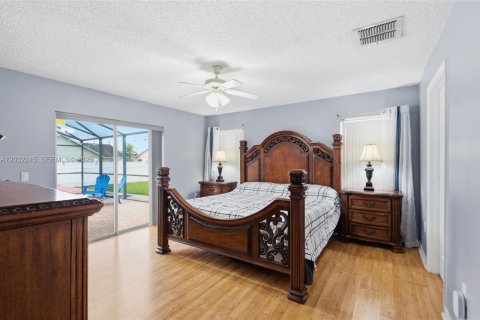 Купить виллу или дом в Киссимми, Флорида 3 спальни, 147.99м2, № 2153931 - фото 18