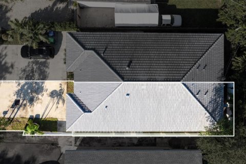 Снять в аренду таунхаус в Мирамар, Флорида 3 спальни, 118.54м2, № 1950193 - фото 29