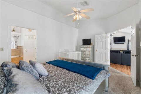 House in Spring Hill, Florida 3 bedrooms, 159.61 sq.m. № 2234391 - photo 25