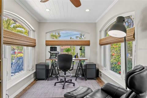 Casa en venta en Saint Petersburg, Florida, 3 dormitorios, 368.73 m2 № 1614666 - foto 15