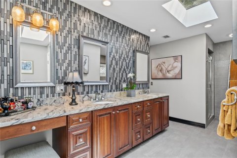 Casa en venta en Saint Petersburg, Florida, 3 dormitorios, 368.73 m2 № 1614666 - foto 7