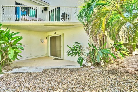Condominio en venta en Aventura, Florida, 1 dormitorio, 81.01 m2 № 2241526 - foto 29