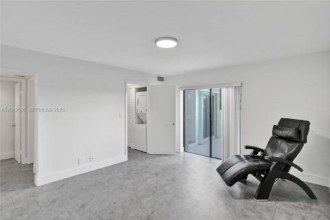Condominio en venta en Aventura, Florida, 1 dormitorio, 81.01 m2 № 2241526 - foto 13
