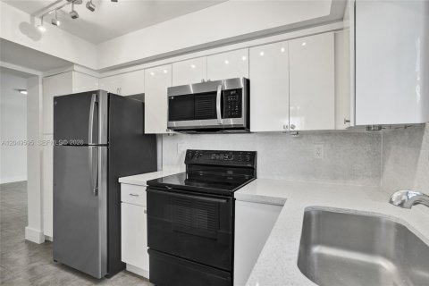 Condominio en venta en Aventura, Florida, 1 dormitorio, 81.01 m2 № 2241526 - foto 8