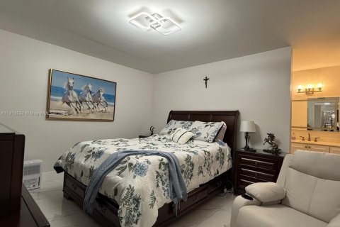 Copropriété à louer à Miami, Floride: 2 chambres, 96.62 m2 № 1971497 - photo 10