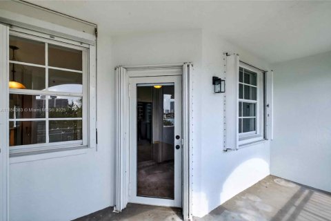 Купить кондоминиум в Авентура, Флорида 2 спальни, 100.06м2, № 1855027 - фото 25