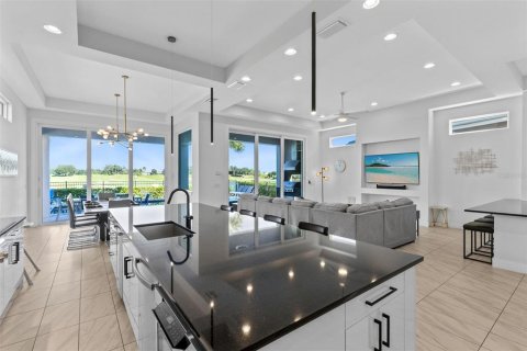 Villa ou maison à vendre à Four Corners, Floride: 8 chambres, 387.87 m2 № 2430996 - photo 7
