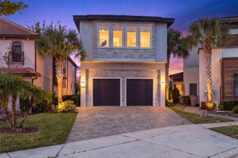 Villa ou maison à vendre à Four Corners, Floride: 8 chambres, 387.87 m2 № 2430996 - photo 2