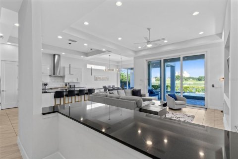 Villa ou maison à vendre à Four Corners, Floride: 8 chambres, 387.87 m2 № 2430996 - photo 14