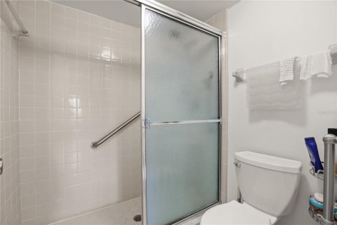 Condo in Altamonte Springs, Florida, 2 bedrooms  № 2386230 - photo 20