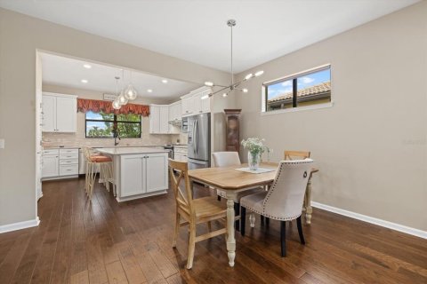 Купить виллу или дом в Лейквуд Ранч, Флорида 7 комнат, 132.66м2, № 2211203 - фото 9
