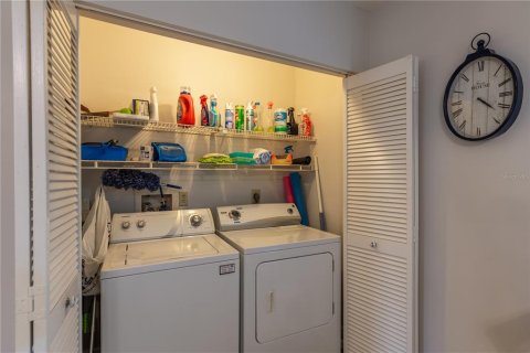 Copropriété à vendre à Bradenton, Floride: 2 chambres, 121.33 m2 № 1558183 - photo 16