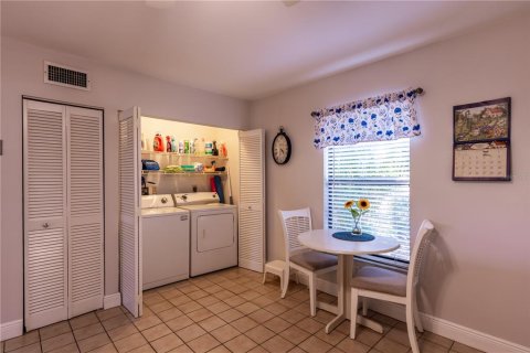 Copropriété à vendre à Bradenton, Floride: 2 chambres, 121.33 m2 № 1558183 - photo 18