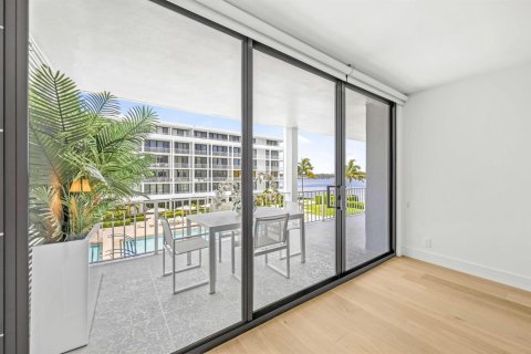 Copropriété à vendre à Palm Beach, Floride: 2 chambres, 154.12 m2 № 2191734 - photo 15