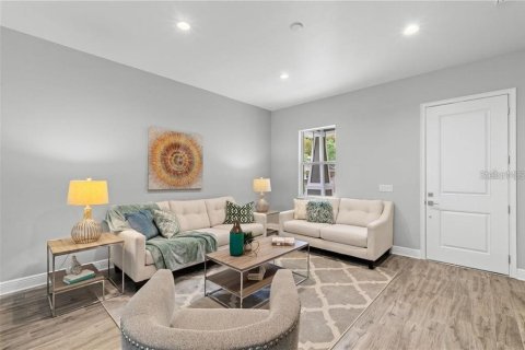 Casa en venta en Tampa, Florida, 3 dormitorios, 142.42 m2 № 1578755 - foto 4