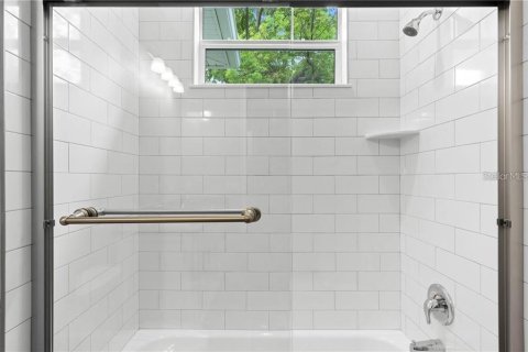 Casa en venta en Tampa, Florida, 3 dormitorios, 142.42 m2 № 1578755 - foto 23