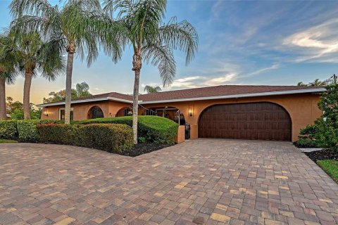 Casa en venta en Sarasota, Florida, 3 dormitorios, 163.6 m2 № 2098844 - foto 10