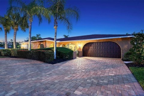 Casa en venta en Sarasota, Florida, 3 dormitorios, 163.6 m2 № 2098844 - foto 11