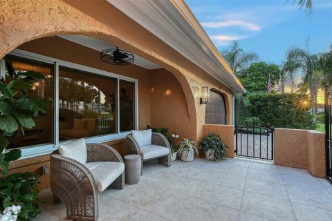 Casa en venta en Sarasota, Florida, 3 dormitorios, 163.6 m2 № 2098844 - foto 15