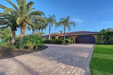 Casa en venta en Sarasota, Florida, 3 dormitorios, 163.6 m2 № 2098844 - foto 8