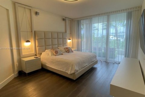 Condo in Key Biscayne, Florida, 3 bedrooms  № 1738452 - photo 5
