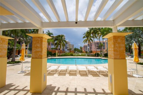 Condo in Key Biscayne, Florida, 3 bedrooms  № 1738452 - photo 29