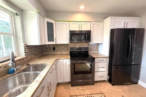 Casa en venta en Spring Hill, Florida, 3 dormitorios, 145.3 m2 № 2381291 - foto 17