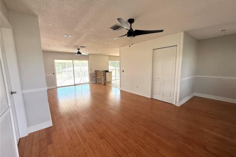 Casa en venta en Spring Hill, Florida, 3 dormitorios, 145.3 m2 № 2381291 - foto 12