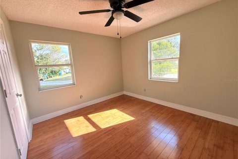 Casa en venta en Spring Hill, Florida, 3 dormitorios, 145.3 m2 № 2381291 - foto 29