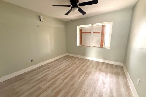 Casa en venta en Spring Hill, Florida, 3 dormitorios, 145.3 m2 № 2381291 - foto 8
