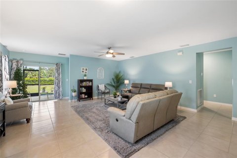 House in Punta Gorda, Florida 3 bedrooms, 162.02 sq.m. № 1587397 - photo 11
