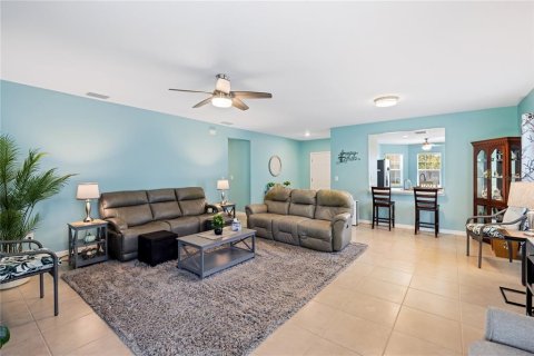 House in Punta Gorda, Florida 3 bedrooms, 162.02 sq.m. № 1587397 - photo 4
